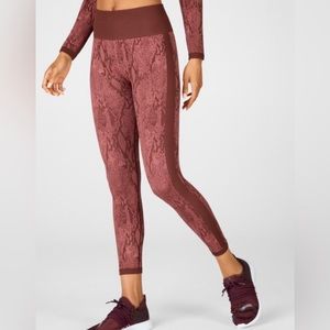 Fabletic Seamless Leggings NWT
